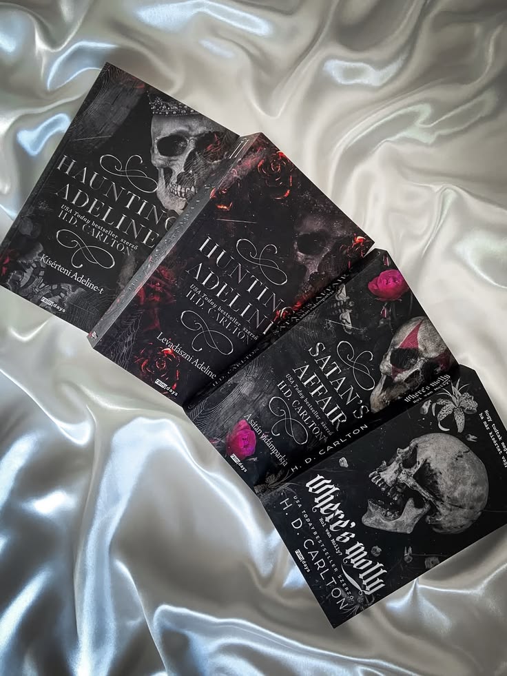 Výběr dark romance knih podobných Haunting Adeline na tmavém pozadí